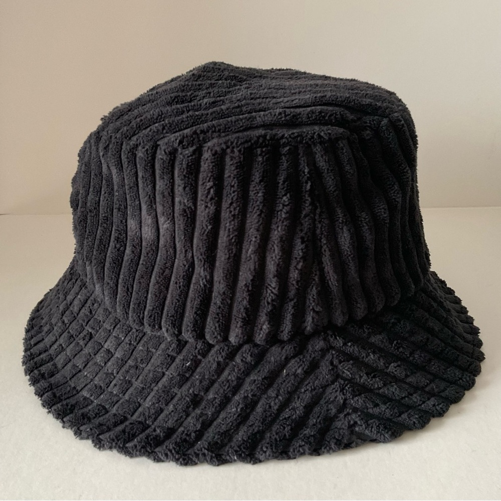 Urban Outfitters Cotton Corduroy Bucket Hat Lined Black OS Streetwear Casual